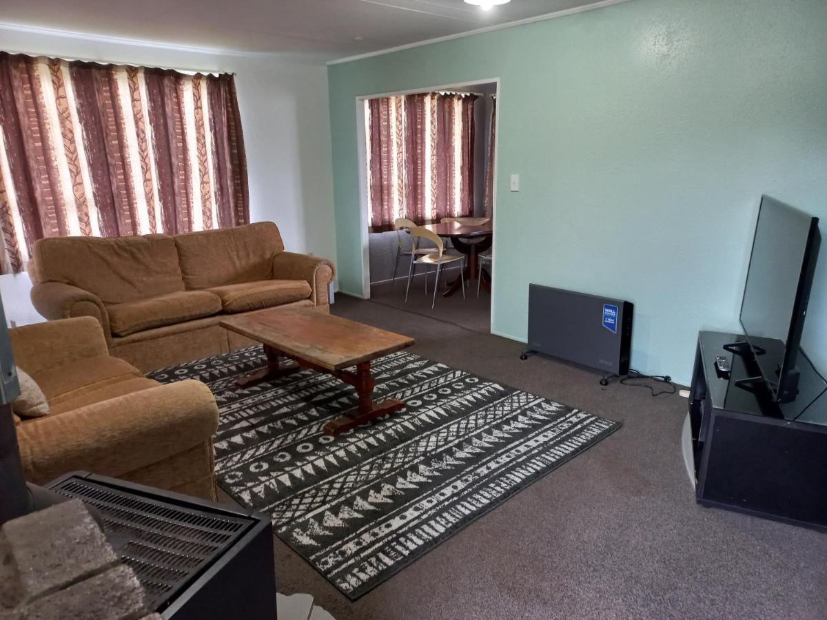 Mount Budget Accommodation Tauranga Exterior photo